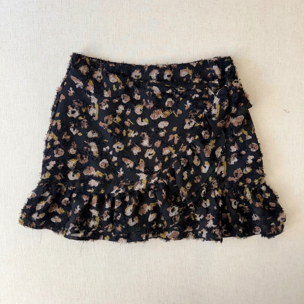 Molly Bracken Mini Skirt Womens Small Black animal print Ruffle Faux Wrap